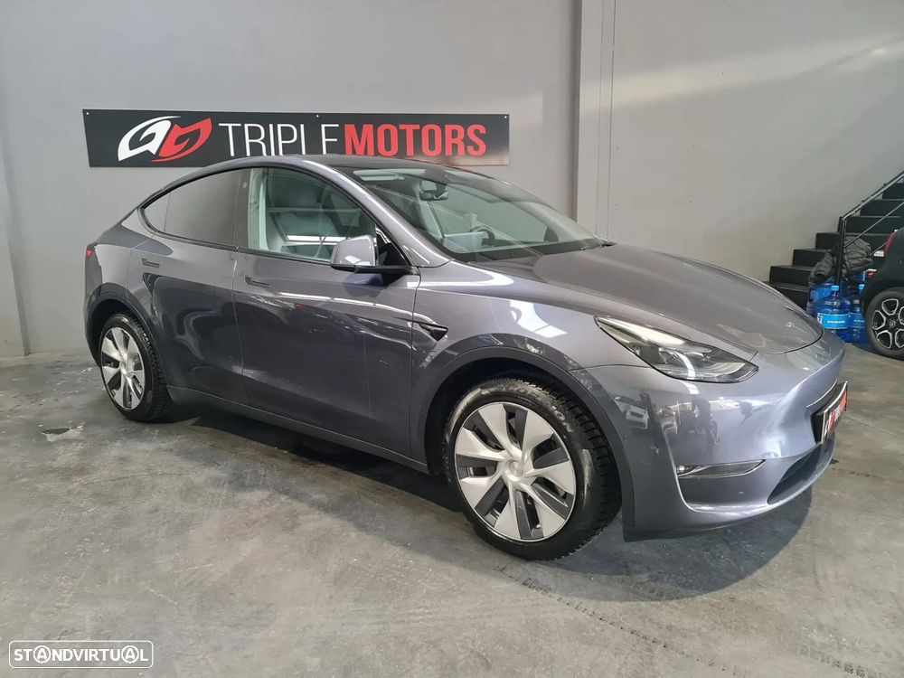 Tesla Model Y Long Range Dual Motor AWD - 19