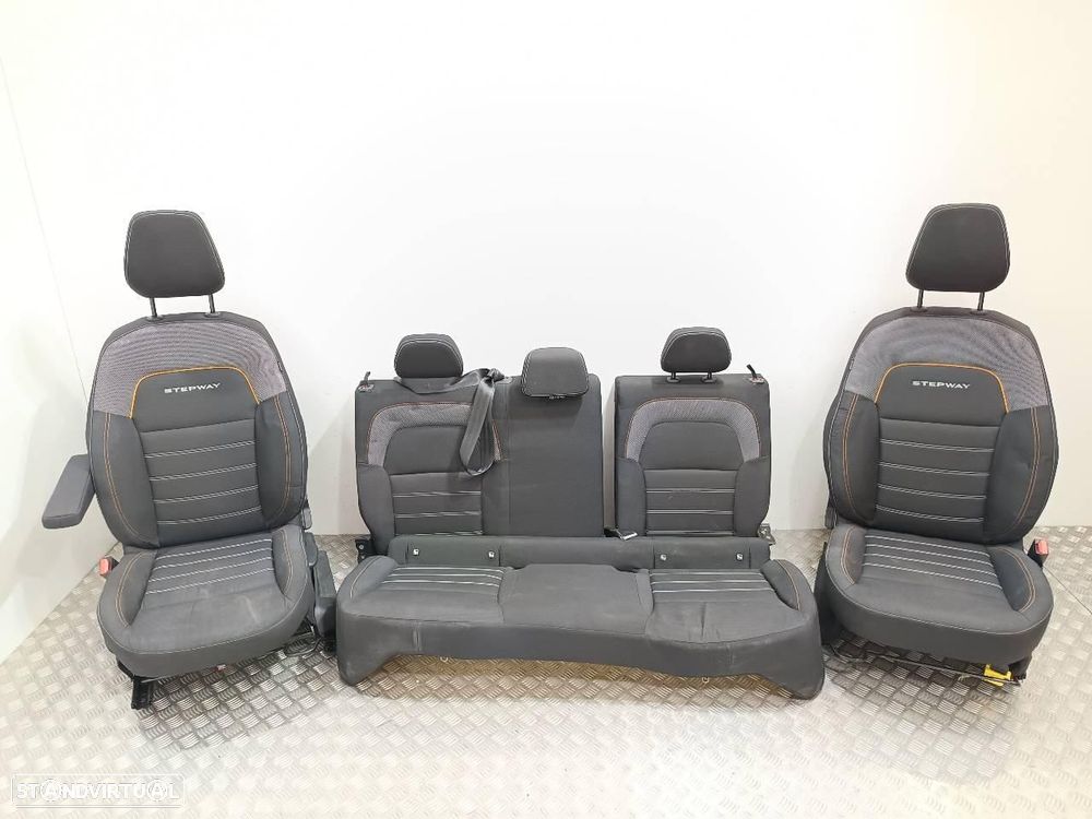 CONJUNTO COMPLETO DE BANCOS DACIA SANDERO III - 1