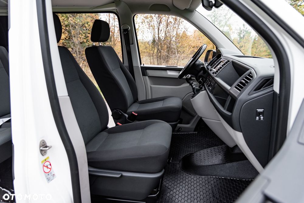 Volkswagen Transporter - 25