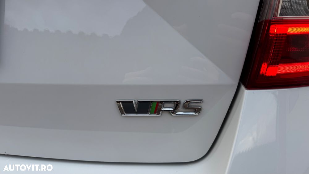 Skoda Octavia Combi 2.0 TDI RS - 13