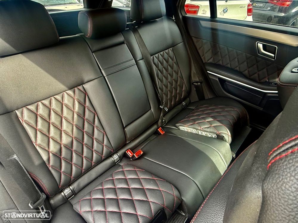 Mercedes-Benz E 220 BlueTEC Avantgarde Auto. - 18