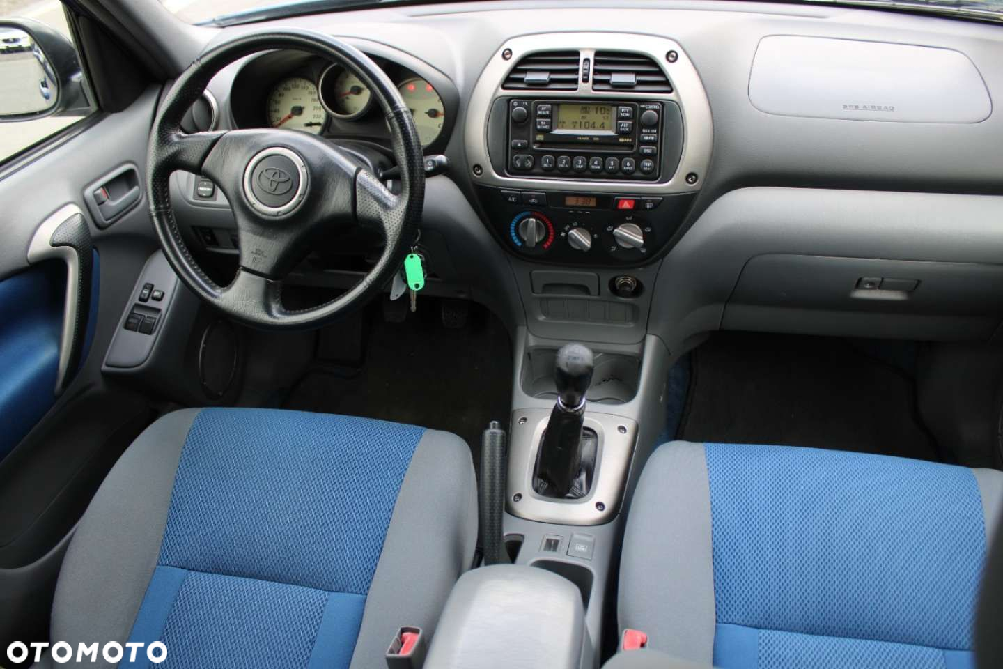 Toyota RAV4 - 32