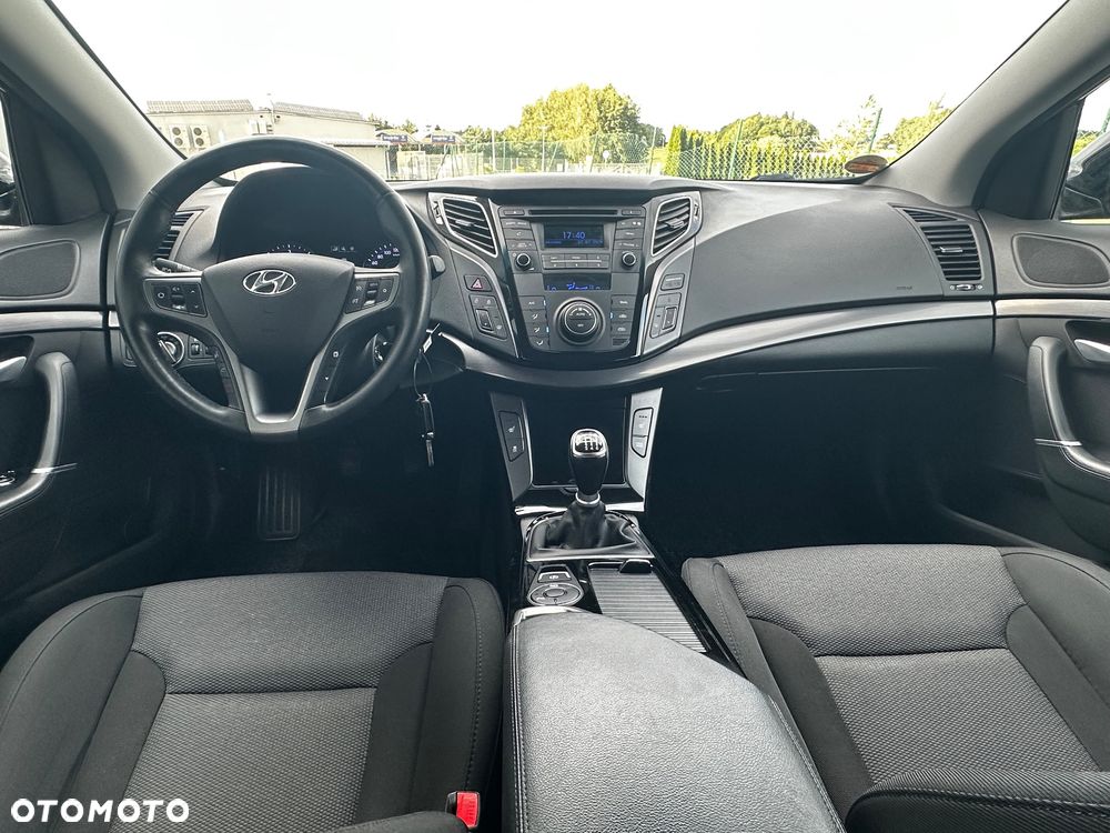 Hyundai i40 Kombi 1.7 CRDi Trend - 11