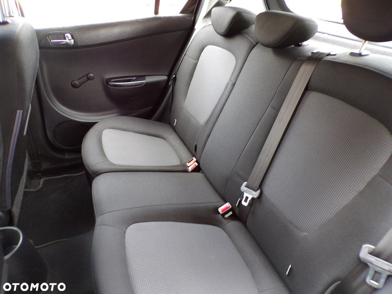 Hyundai i20 - 17