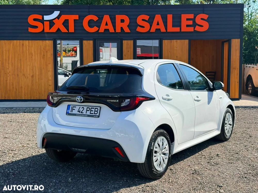 Toyota Yaris - 4