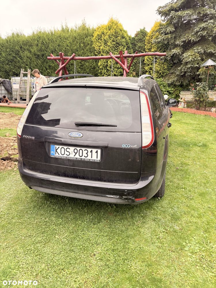 Ford Focus 2009 photo 4