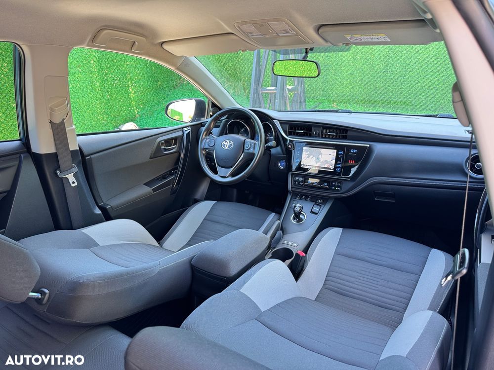 Toyota Auris 1.8 VVT-i Automatik Team Deutschland - 8