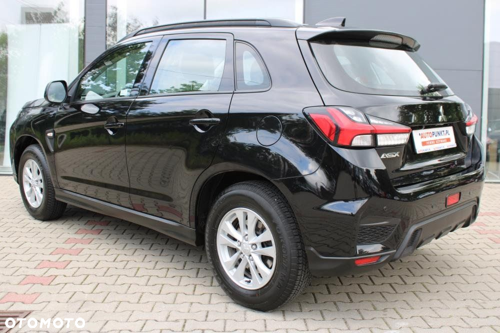 Mitsubishi ASX - 8