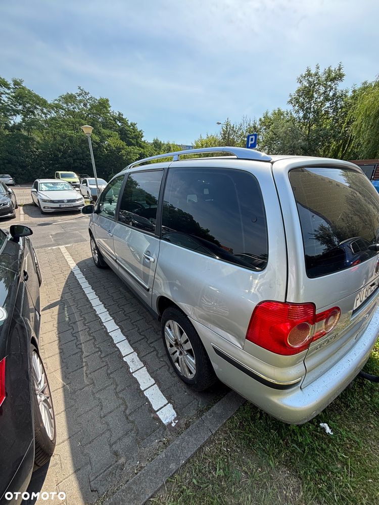Volkswagen Sharan - 4