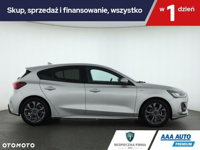 Ford Focus - 8