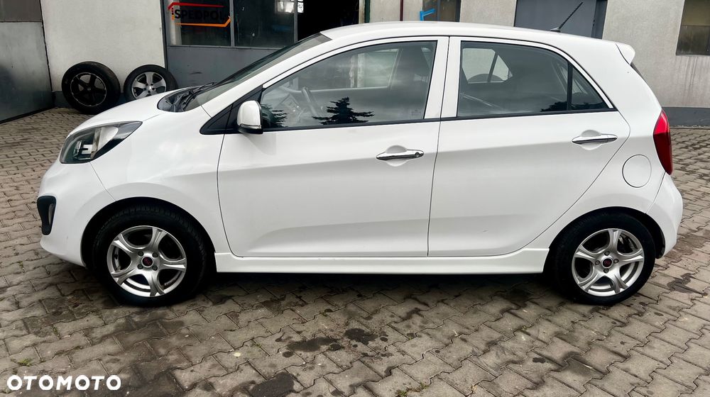 Kia Picanto 1.2 Dream Team Edition - 2