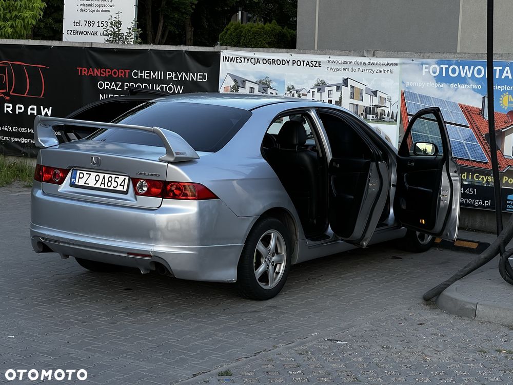 Honda Accord - 2