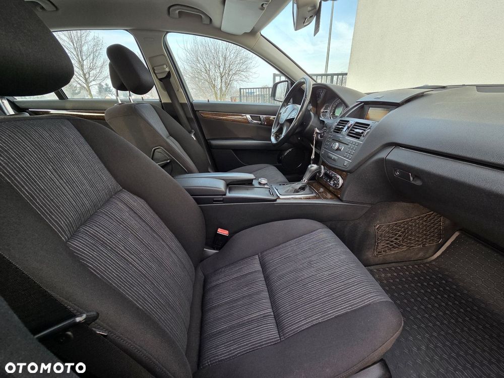 Mercedes-Benz Klasa C - 26