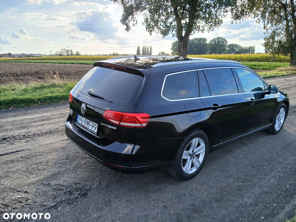 Volkswagen Passat 2.0 TDI (BlueMotion Technology) DSG Highline - 4