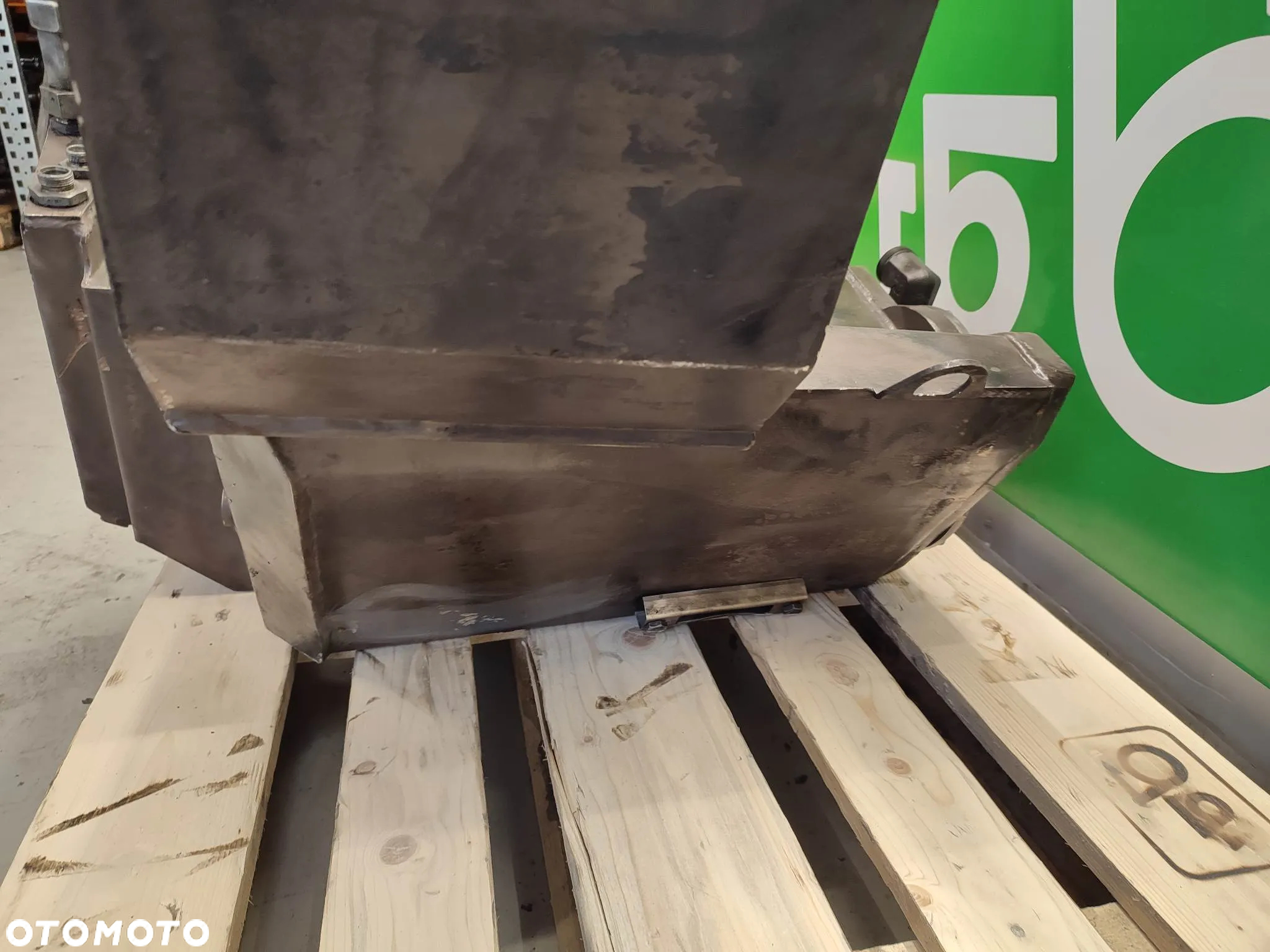 Zbiornik hydrauliczny oleju Mecalac MTX 12 (MF5020215D) - 6
