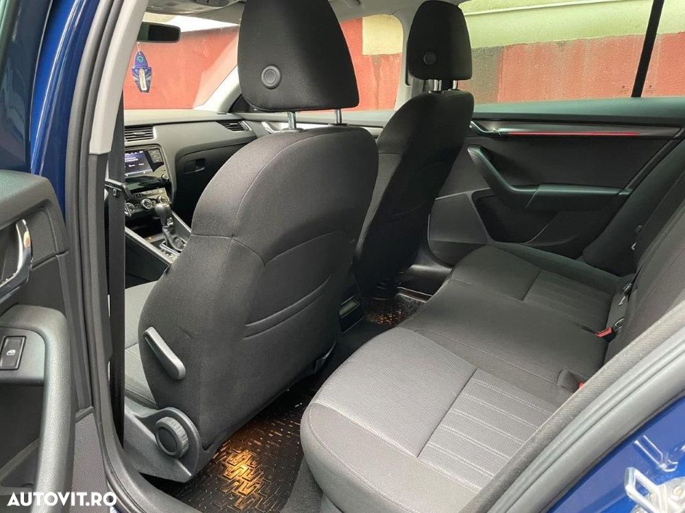 Skoda Octavia 1.6 TDI DSG Style - 13