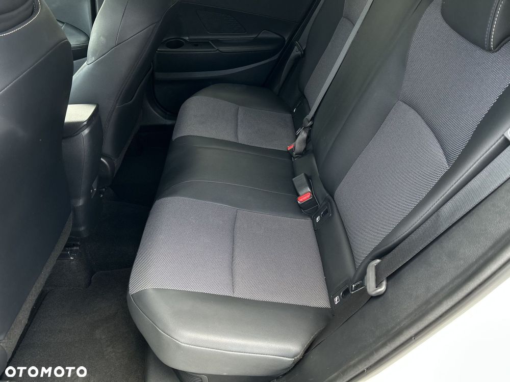 Toyota C-HR 1.8 Hybrid Executive - 16