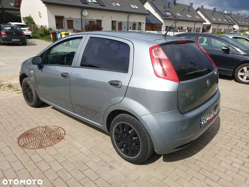 Fiat Punto 1.2 16V Dynamic - 8