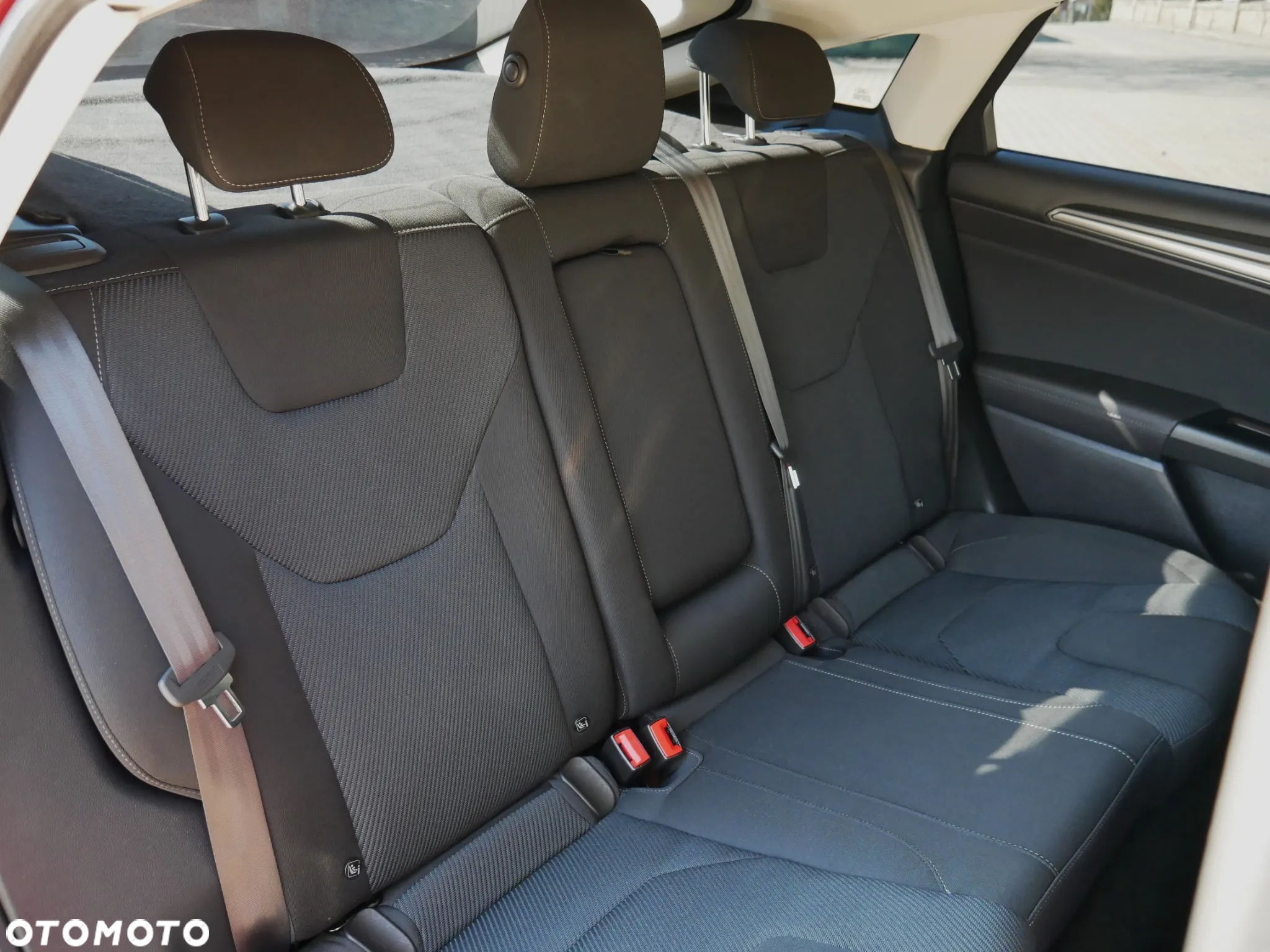 Ford Mondeo 2.0 TDCi Titanium 4WD PowerShift - 27