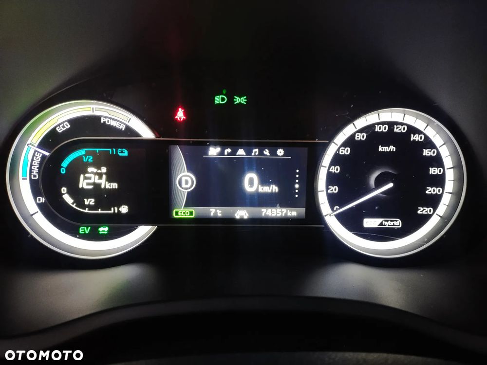 Kia Niro 1.6 GDI Hybrid L Business Line - 11