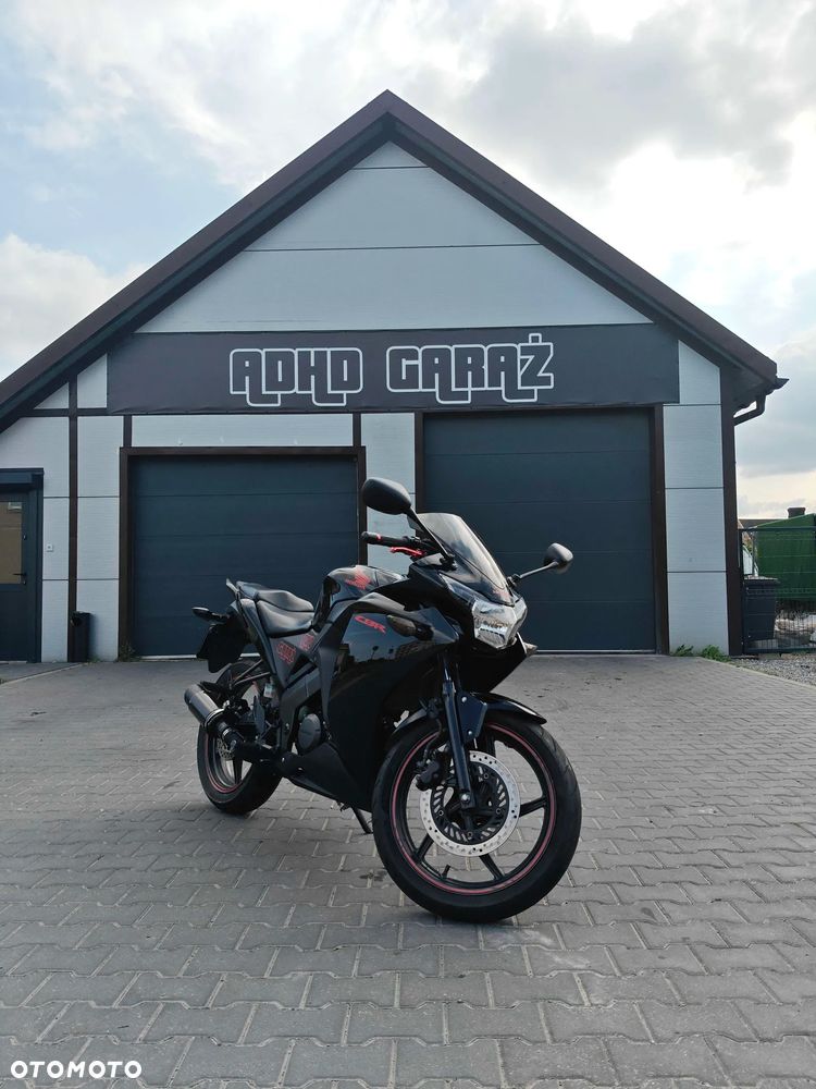 Honda CBR - 1