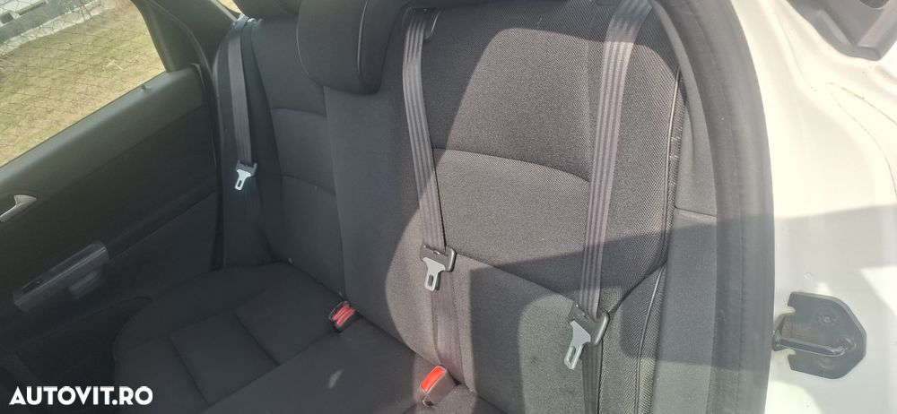 Volvo V50 1.6D DPF DRIVe - 8