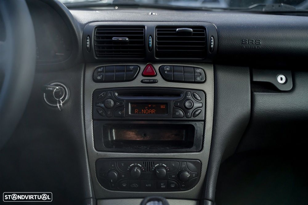 Mercedes-Benz C 220 - 17