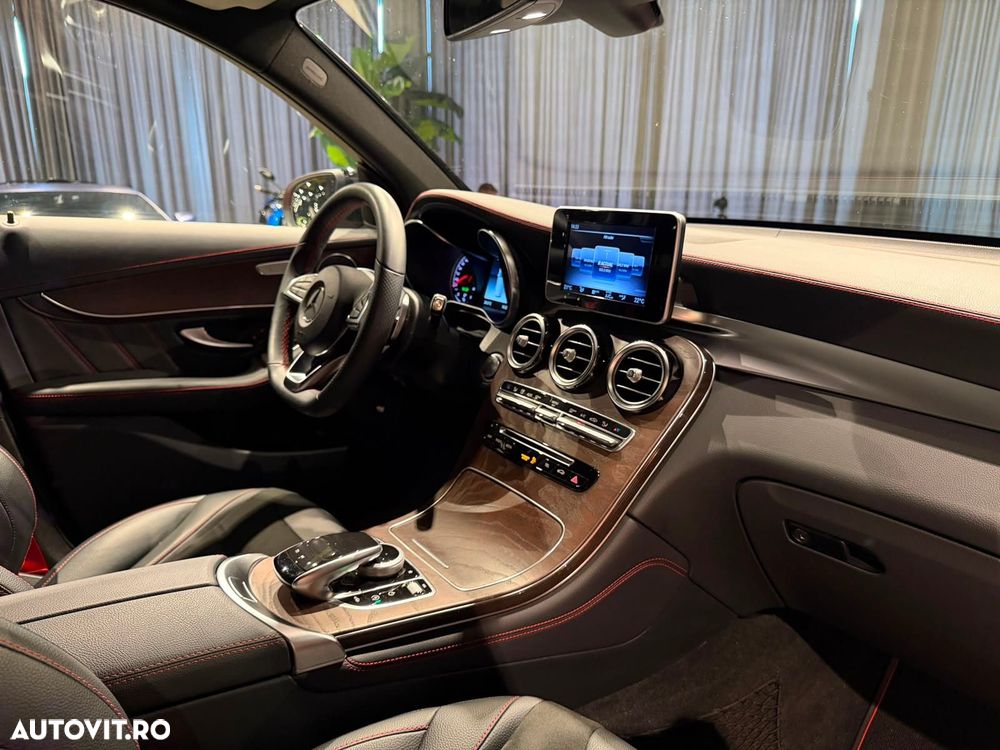 Mercedes-Benz GLC - 27