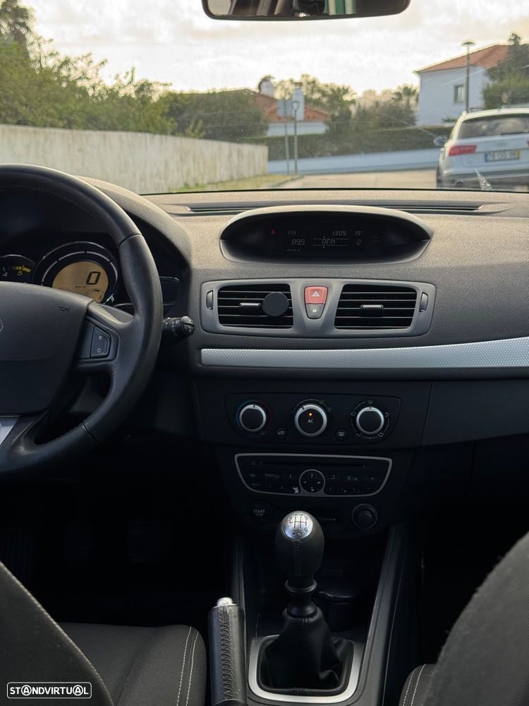 Renault Mégane Sport Tourer 1.5 dCi Dynamique S - 14