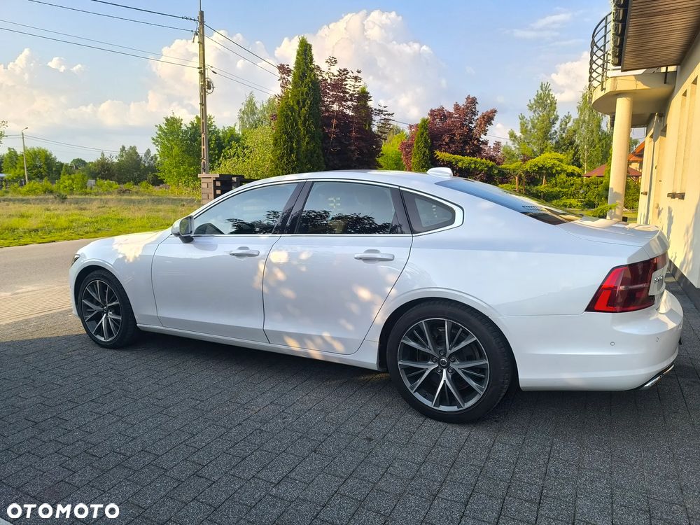 Volvo S90 T6 AWD Geartronic Momentum - 4