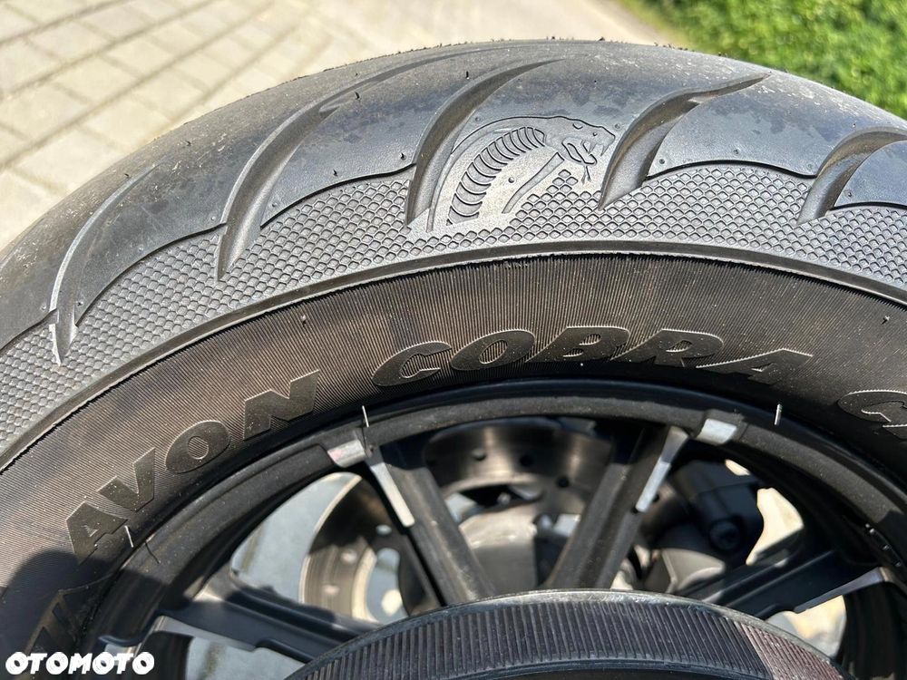 Harley-Davidson Sportster Iron 883 - 9