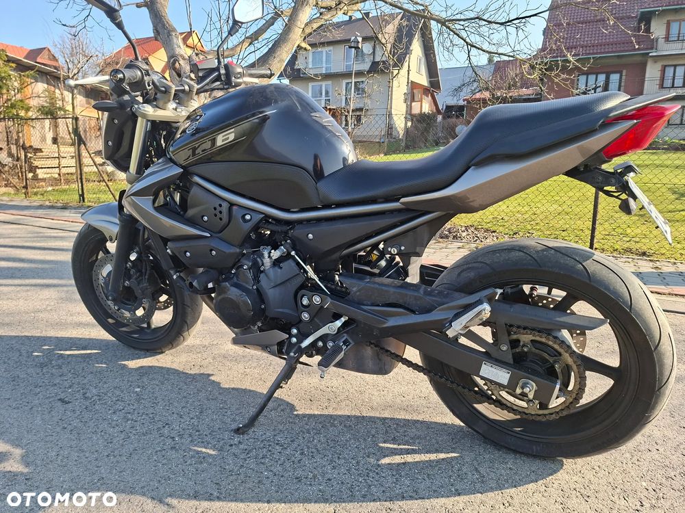 Yamaha XJ - 6