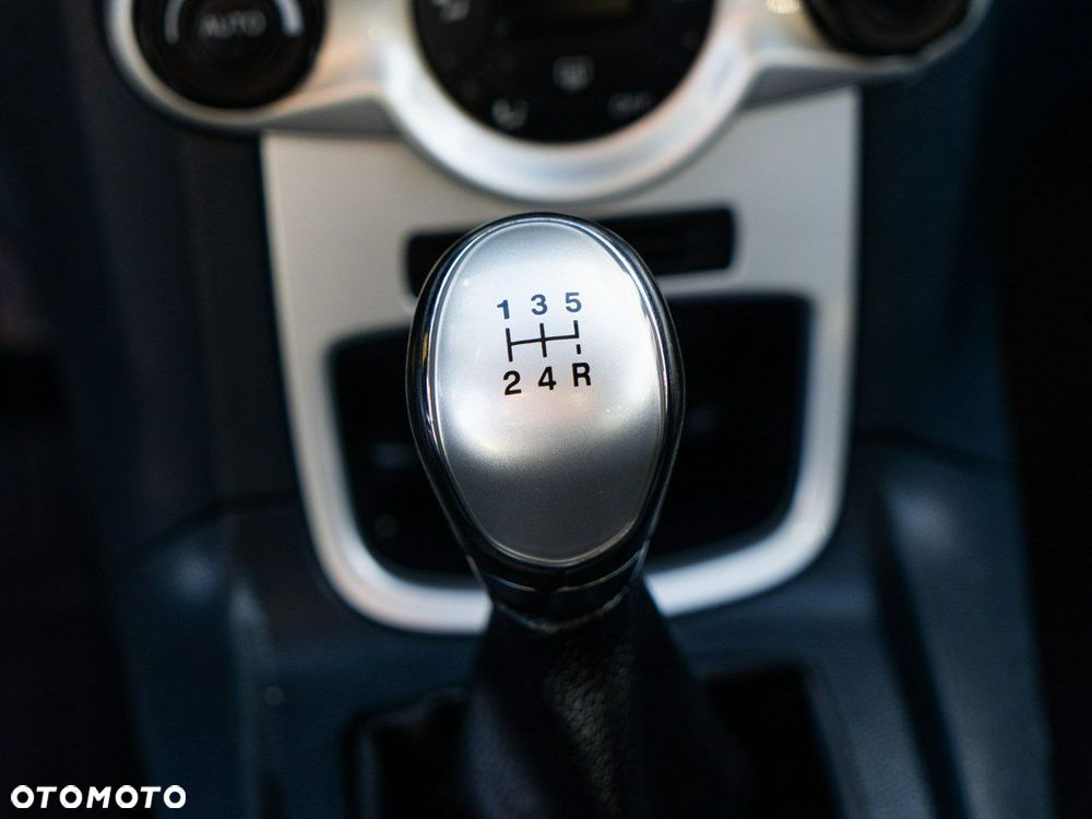 Ford Fiesta - 26