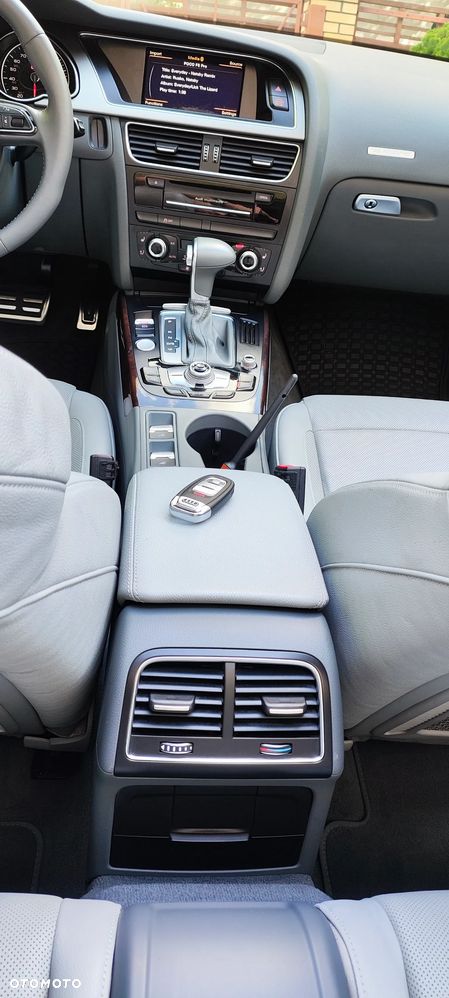 Audi A5 Cabrio - 34