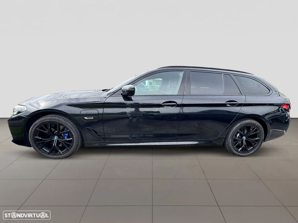 BMW 530 e Pack Desportivo M - 4