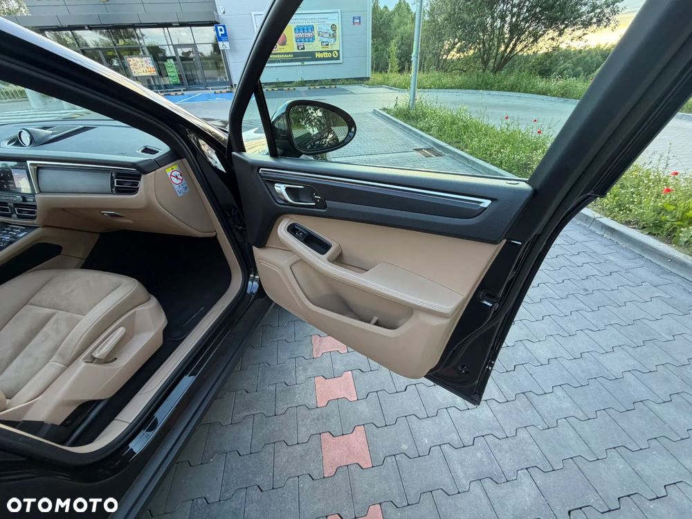 Porsche Macan - 8