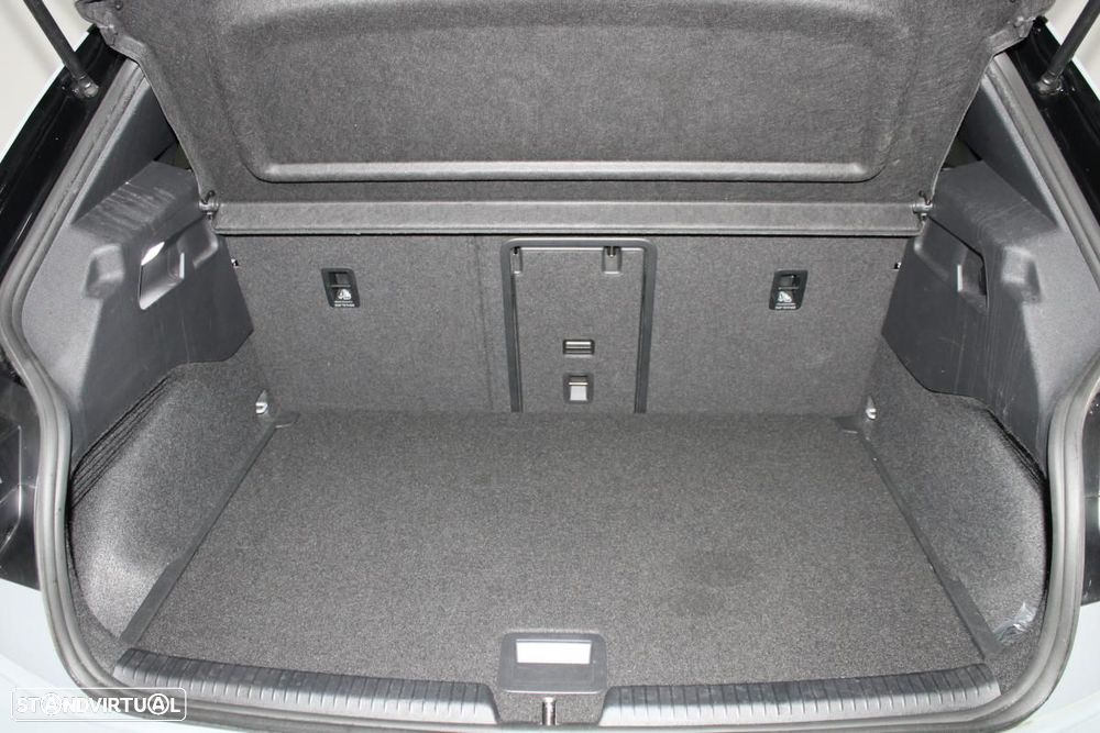 VW ID.3 Pro Performance - 9