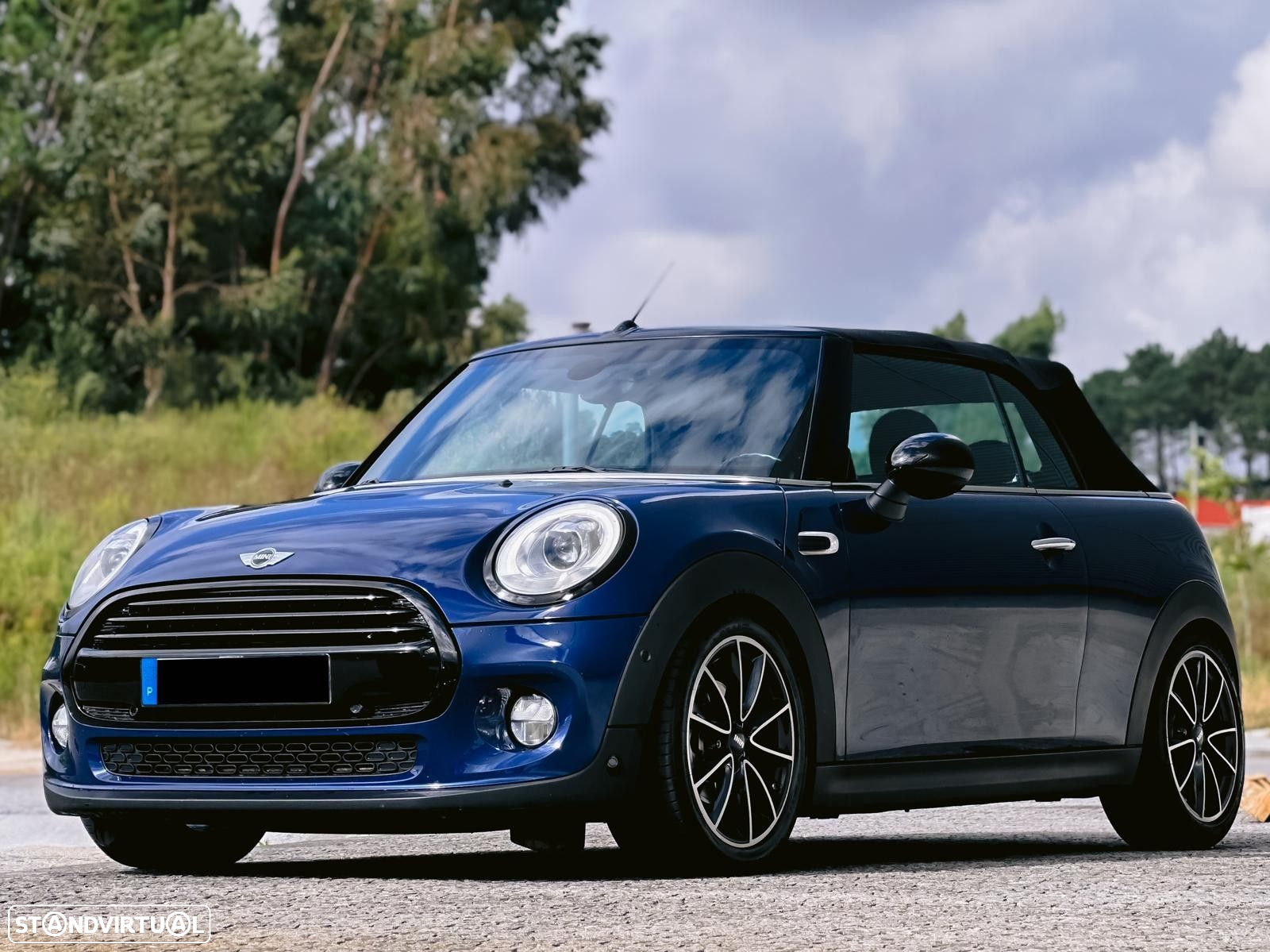MINI Cabrio Cooper Sidewalk Special Edition - 42