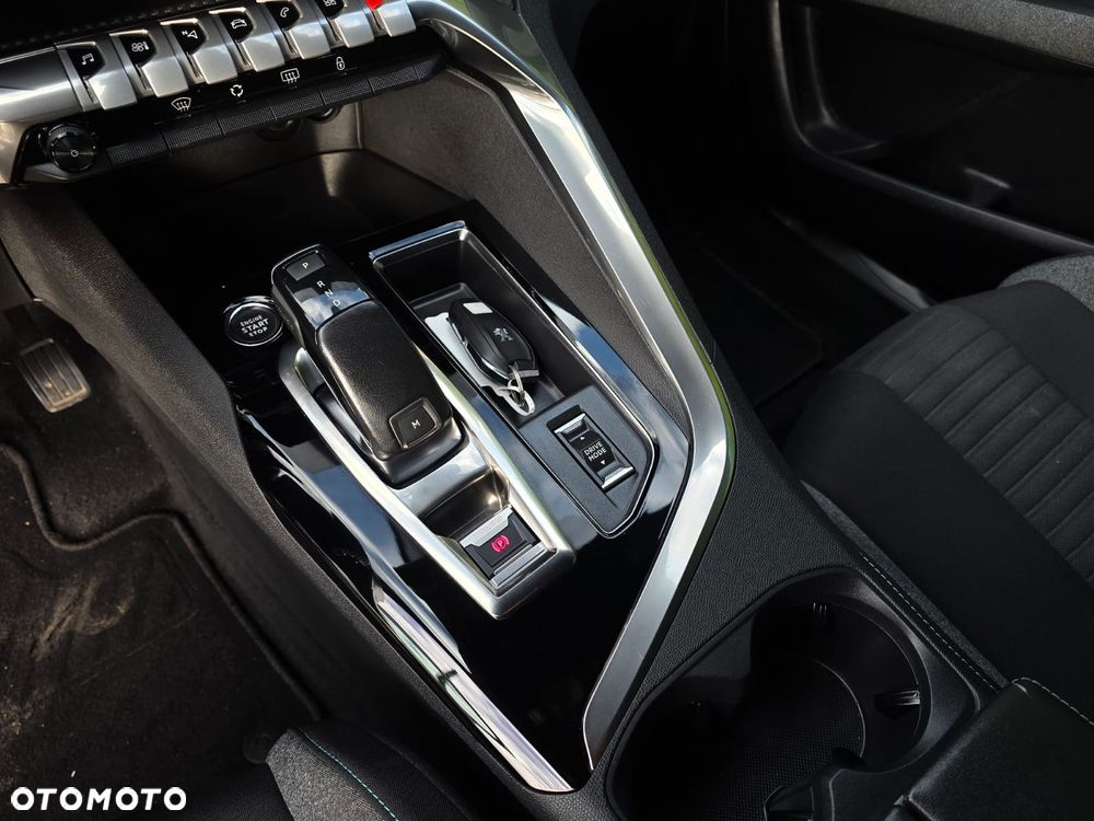 Peugeot 3008 2023 photo 4