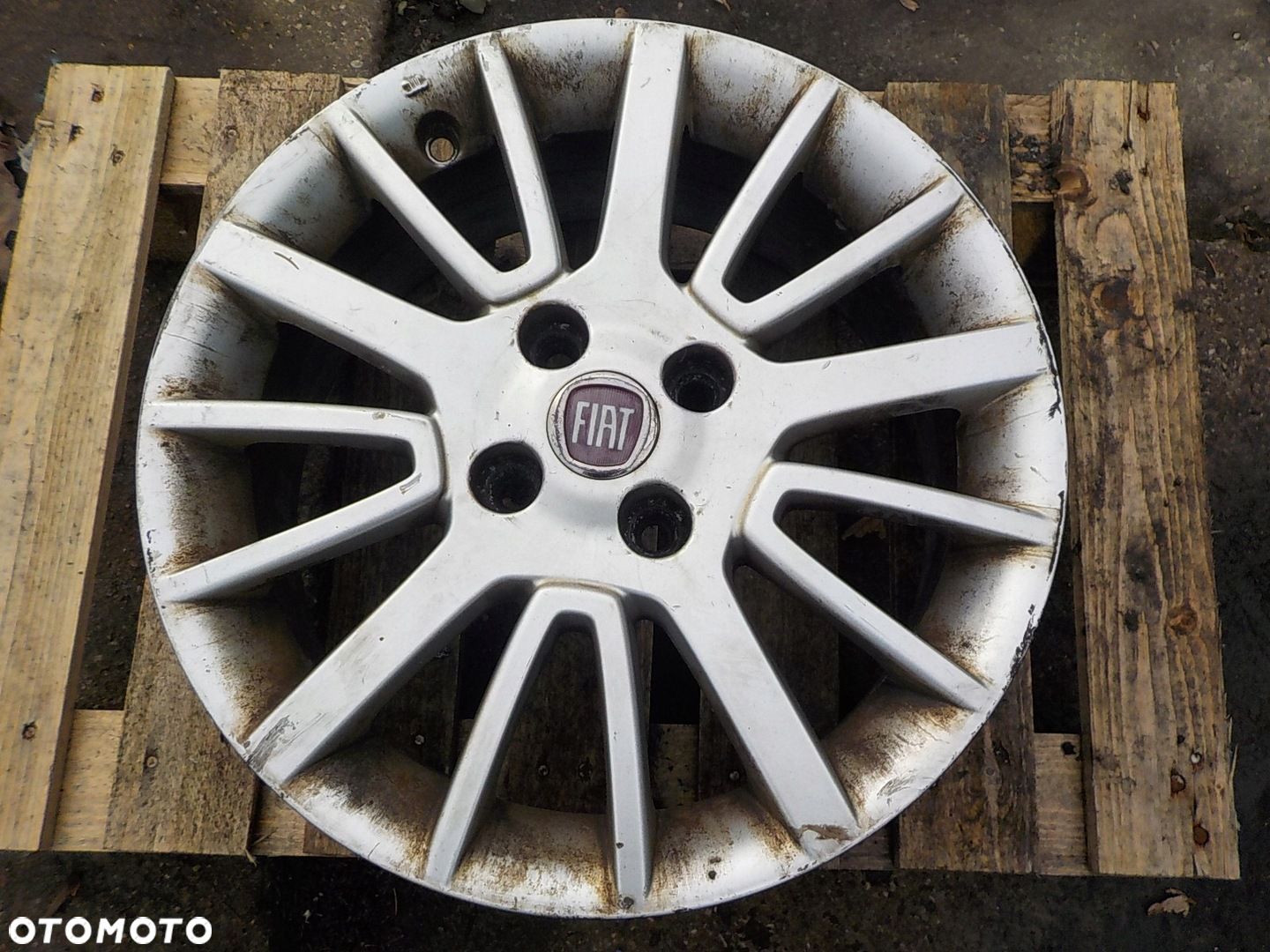 FIAT LINEA FIORINO FELGA ALUMINIOWA R15 4x98 - 1