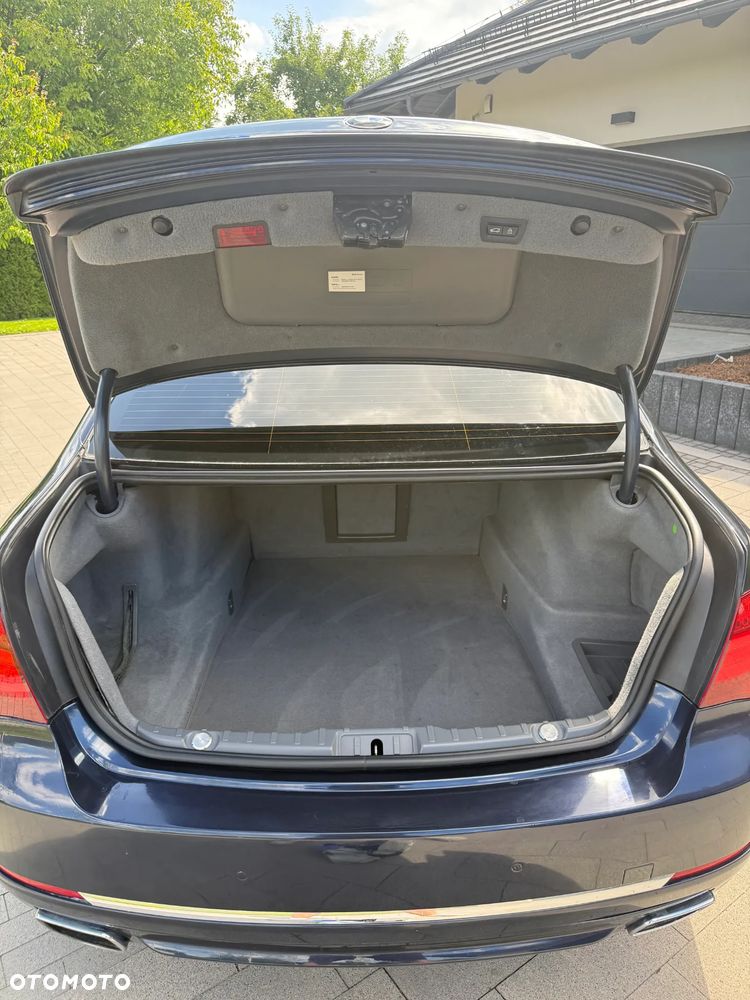 BMW Seria 7 730d xDrive - 18