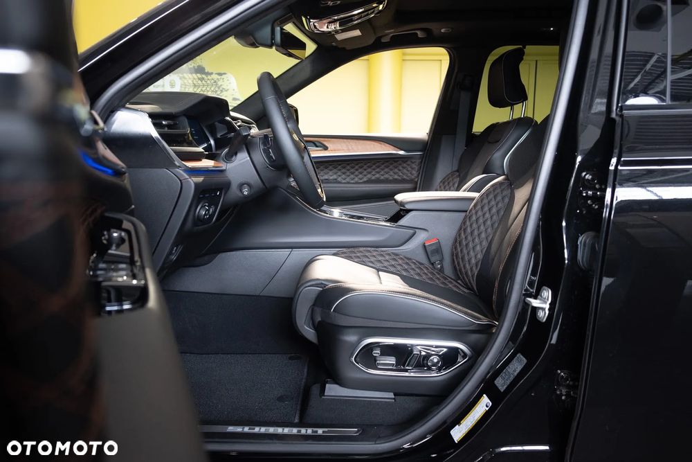 Jeep Grand Cherokee ver-2-0-4xe-phev-summit-reserve - 8