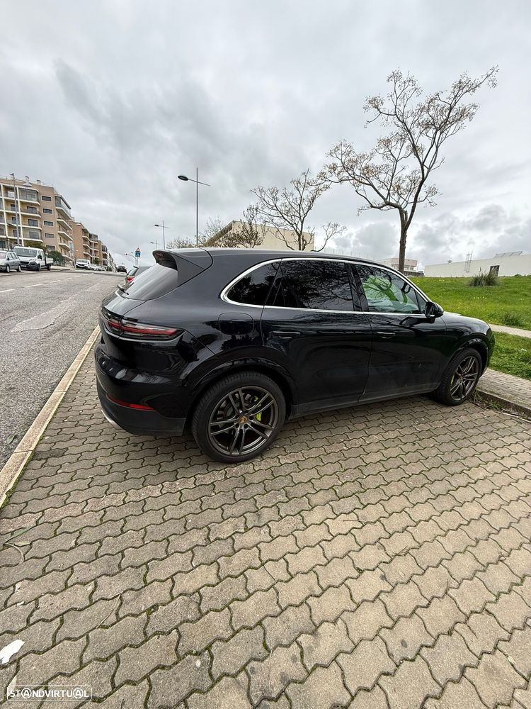 Porsche Cayenne E-Hybrid - 7