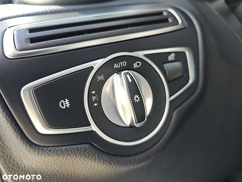 Mercedes-Benz GLC 250 4-Matic - 23