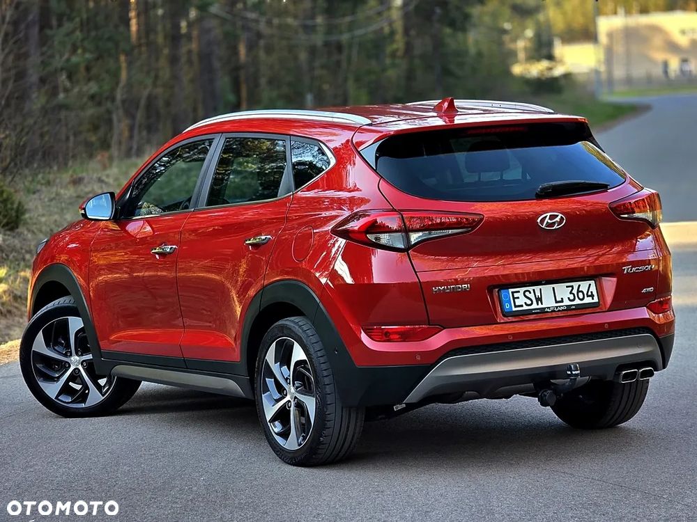 Hyundai Tucson 2.0 CRDI 4WD Automatik Premium - 16