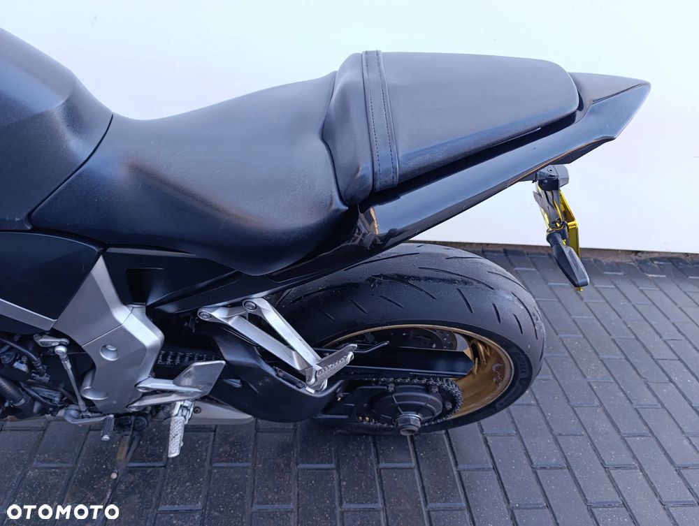 Honda CB - 16