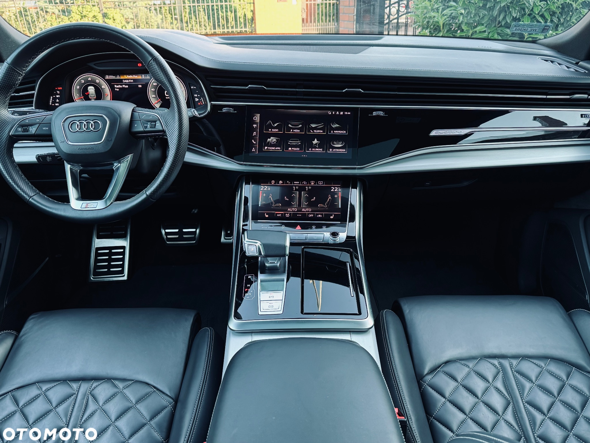Audi Q8 - 12
