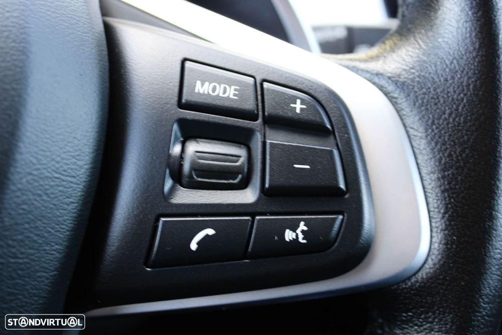 BMW X1 18 d sDrive Auto - 31