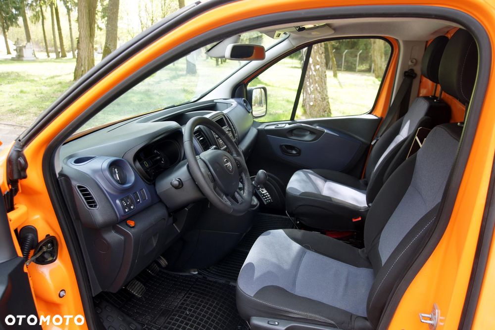Renault Trafic Vivaro Klima Tempomat z Niemiec - 25