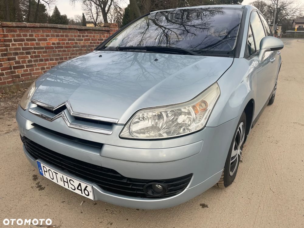 Citroën C4 1.6 16V Exclusive - 1